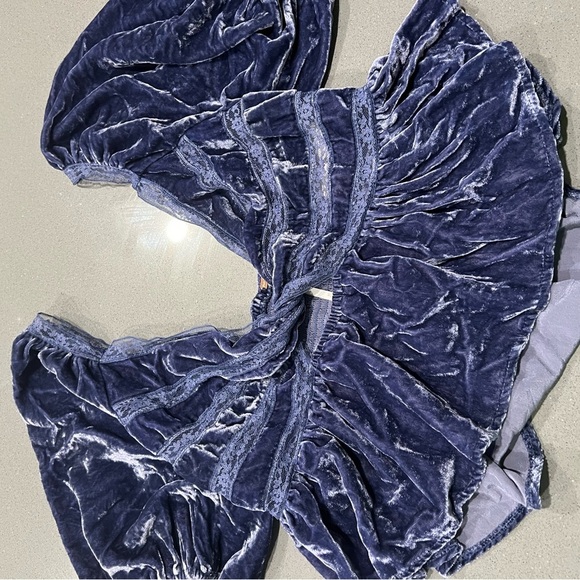 Free people velvet  Twist-Front Blue Top - Picture 11 of 12